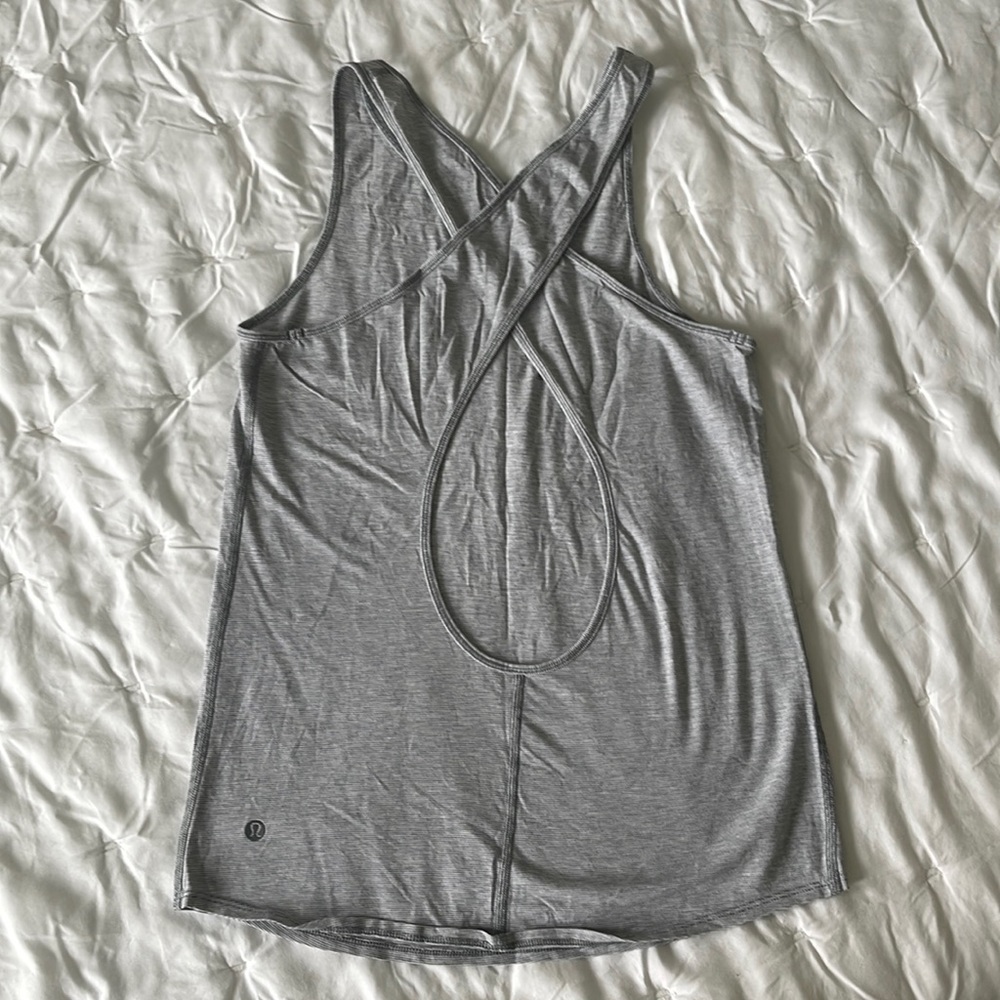 Lululemon Open-Back/High-Neck Tank - Grey Space Dye SIZE 4